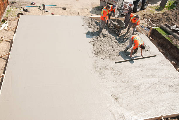 Best Commercial Concrete Services in Marine, IL